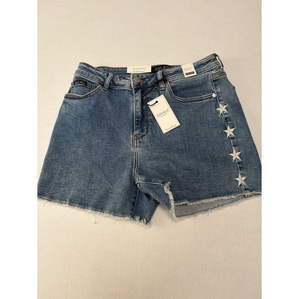 Judy Blue NWT Hi-Rise Star Embroidery Jean Denim Shorts Size Large Style #150069 - Picture 5 of 6